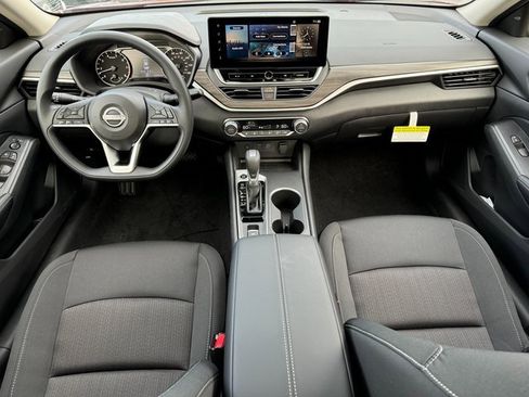New 2025 Nissan Altima 2.5 SV w/ SV Special Edition Package image 7