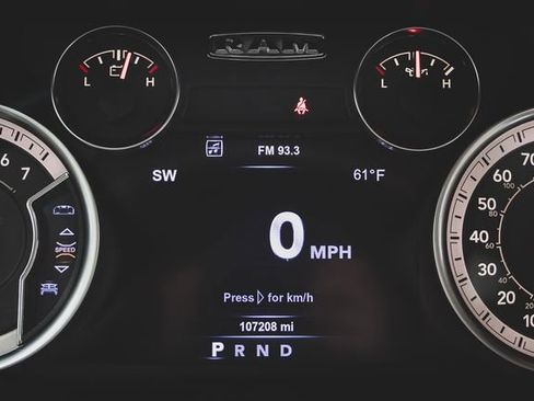 Used 2017 RAM 1500 Laramie w/ Convenience Group image 10