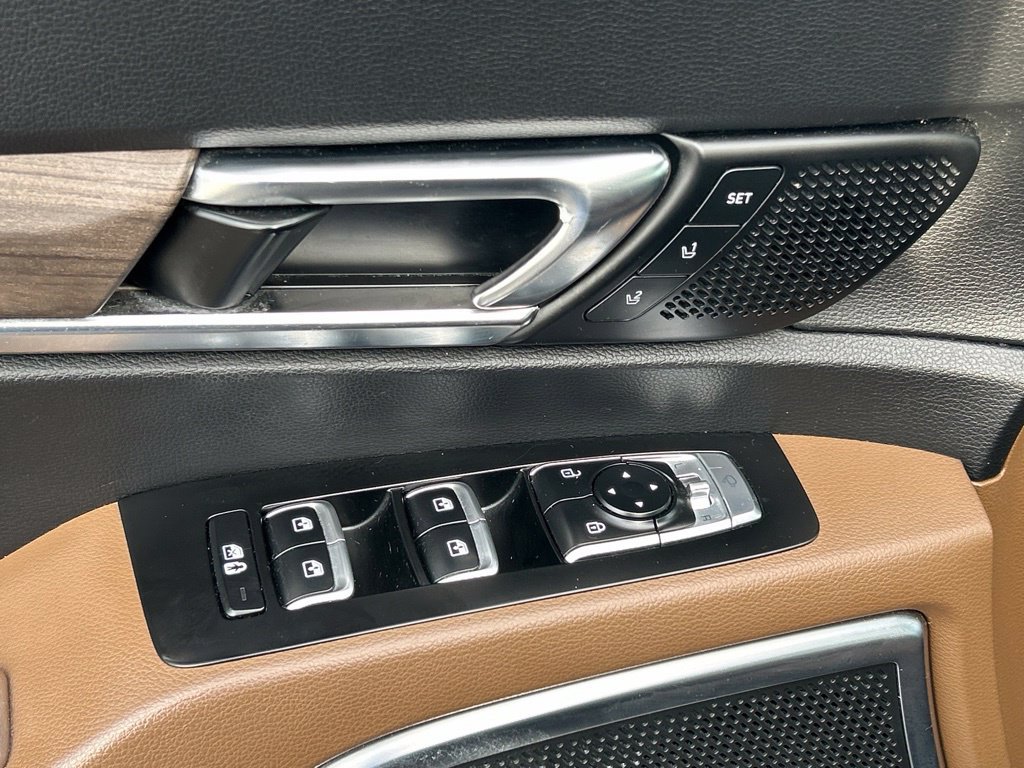Used 2022 Kia Telluride SX w/ SX Prestige Package AWD/4WD image 18