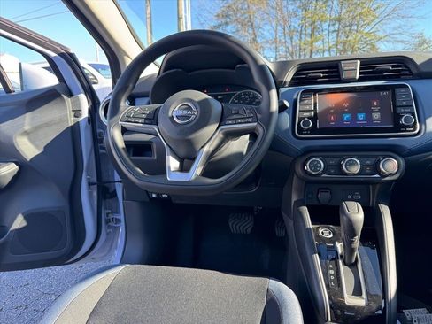New 2025 Nissan Versa SV w/ Trunk Package image 12