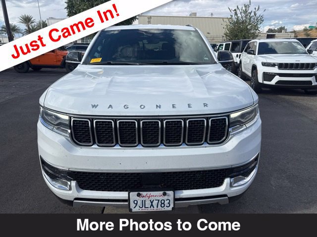 Certified 2024 Jeep Wagoneer L Series II AWD/4WD image 9