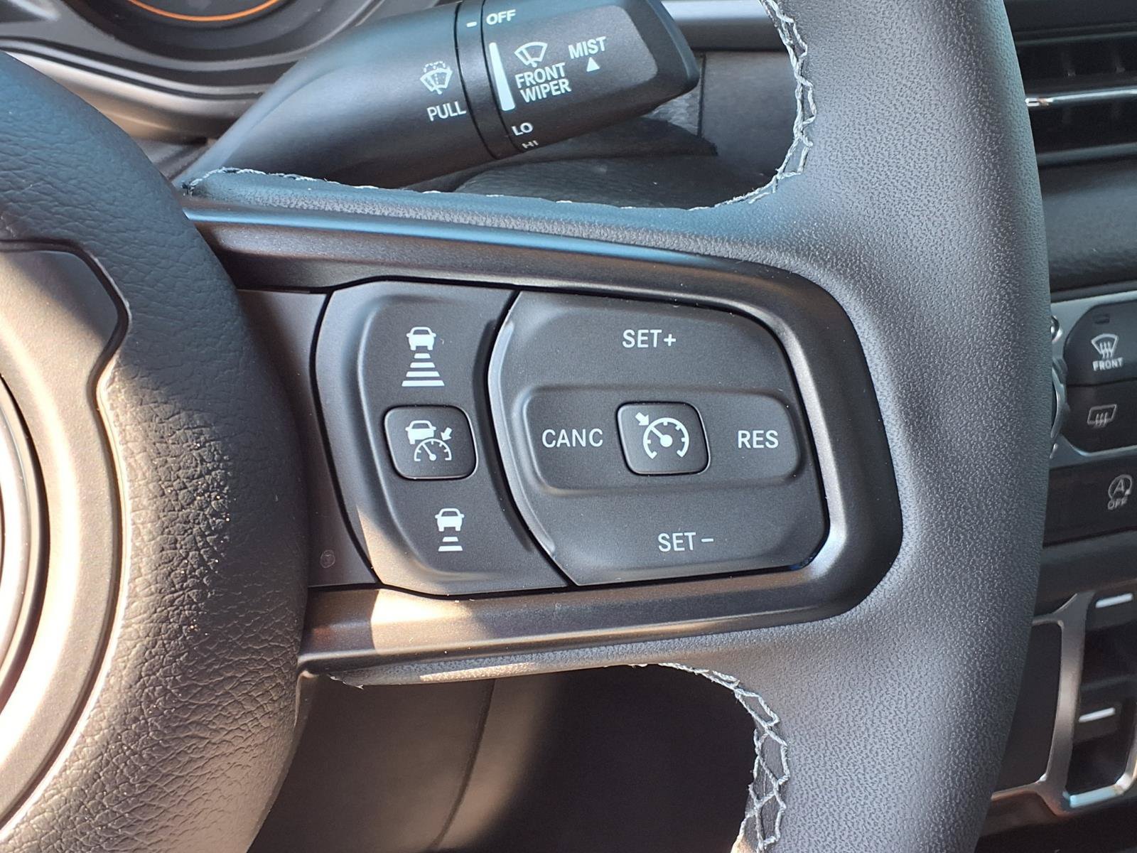 New 2026 Jeep Gladiator Sport AWD/4WD image 18