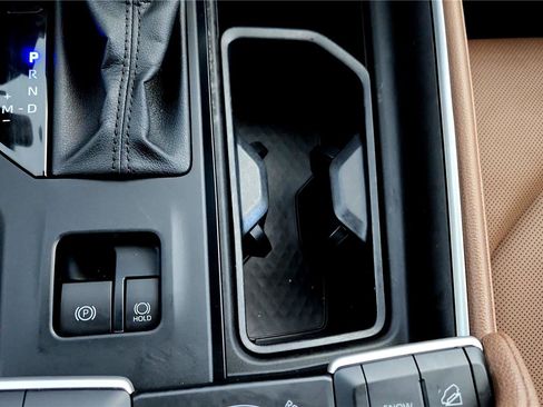 Used 2024 Toyota Grand Highlander Platinum image 36