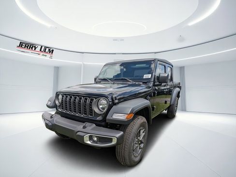 New 2025 Jeep Gladiator Sport image 6
