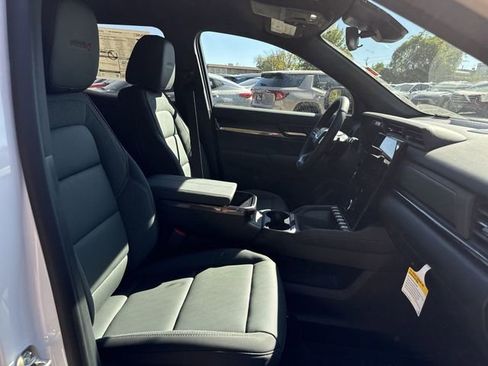 New 2026 GMC Terrain AT4 image 24