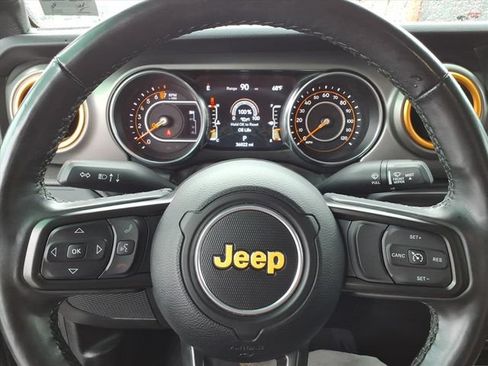 Used 2022 Jeep Gladiator Sport AWD/4WD image 18