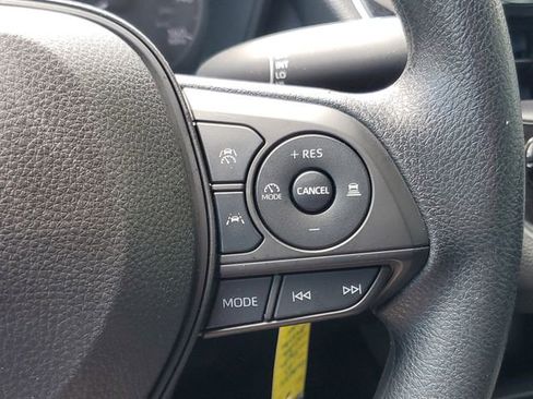 Used 2023 Toyota Corolla LE image 20