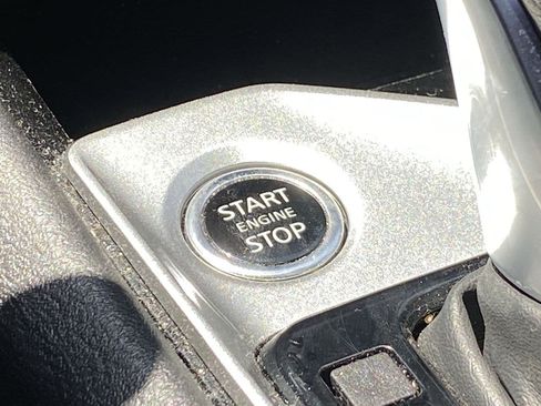 Certified 2024 Nissan Altima 2.5 SV FWD image 10