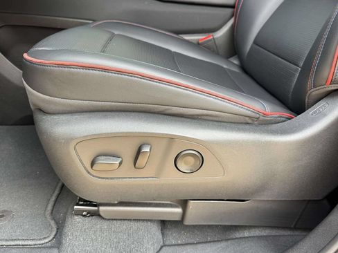 Used 2024 Chevrolet Silverado EV RST AWD/4WD image 18