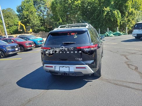 New 2025 Nissan Pathfinder Platinum w/ Cargo Package image 4