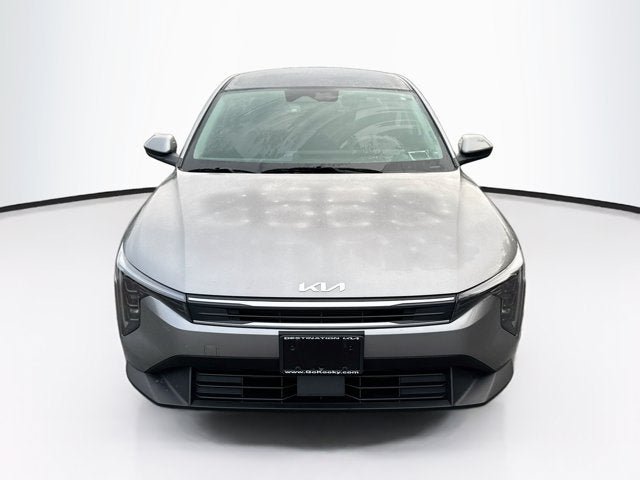 Certified 2025 Kia K4 FWD image 2