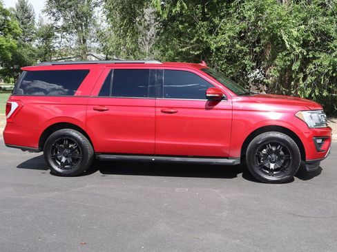 Used 2020 Ford Expedition Max XLT w/ Equipment Group 202A AWD/4WD image 3