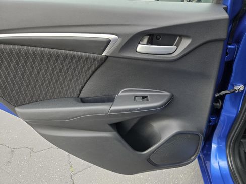 Used 2019 Honda Fit EX image 25