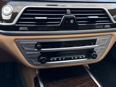 Used 2022 BMW 745e xDrive w/ M Sport Package image 23