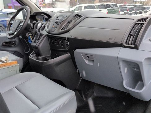 Used 2019 Ford Transit 250 130 Low Roof image 17