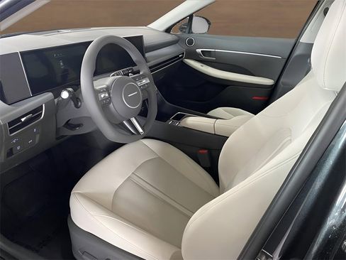 Used 2025 Hyundai Sonata SEL image 11