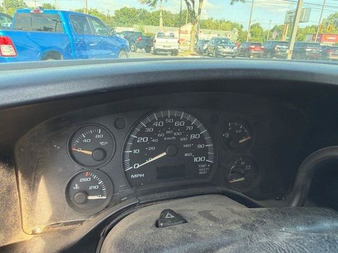 Used 2007 Chevrolet Express 3500 RWD image 7