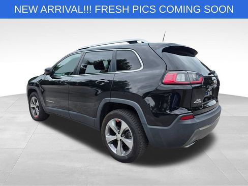 Used 2019 Jeep Cherokee Limited AWD/4WD image 5