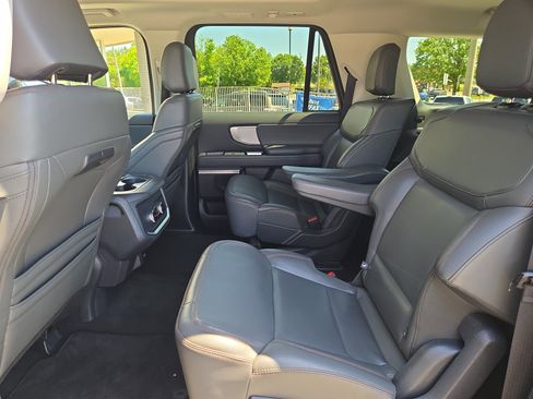 Certified 2025 Ford Expedition Max Active AWD/4WD image 17