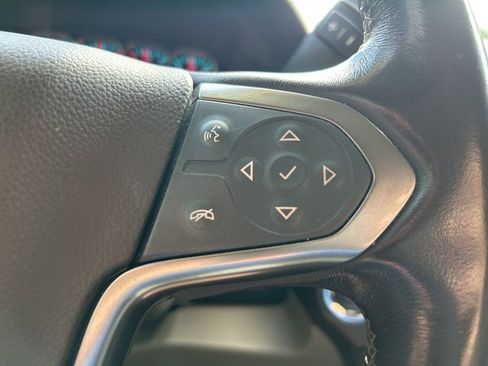 Used 2020 Chevrolet Suburban Premier image 29