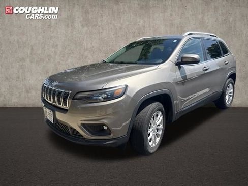 Used 2019 Jeep Cherokee Latitude w/ Popular Appearance Group AWD/4WD image 4