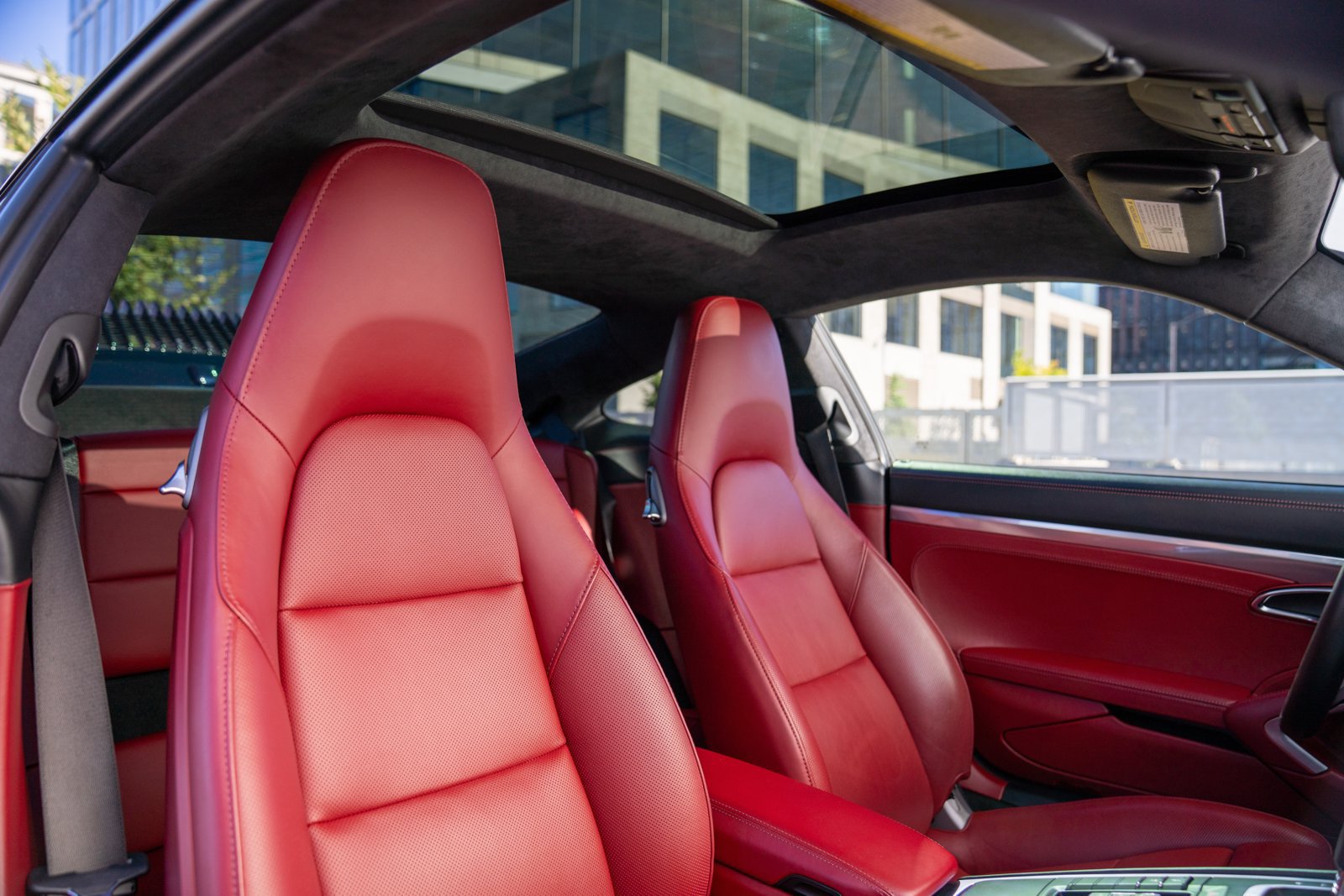 Certified 2018 Porsche 911 Carrera S RWD image 23