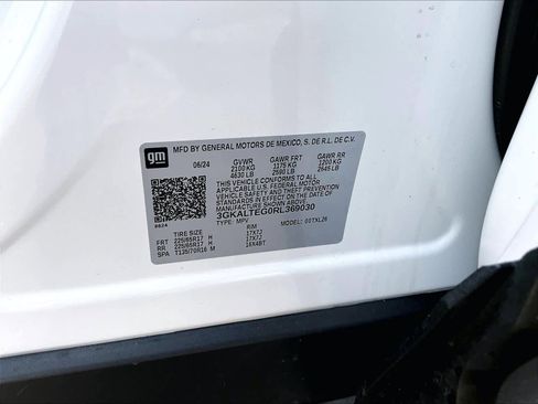 Used 2024 GMC Terrain SLE image 35