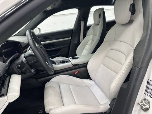 Used 2024 Porsche Taycan GTS image 10