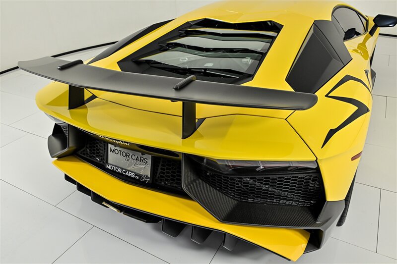 Used 2017 Lamborghini Aventador LP 750-4 Superveloce AWD/4WD image 23
