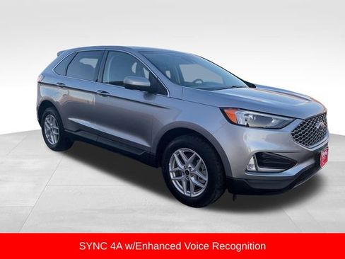 Used 2023 Ford Edge SEL w/ Convenience Package image 9