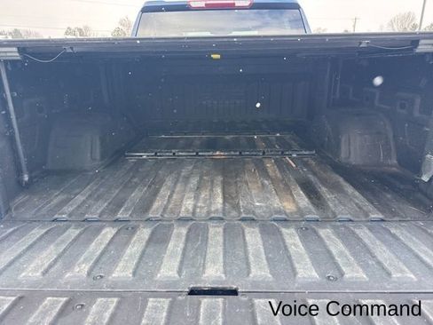 Used 2022 GMC Sierra 1500 SLT w/ SLT Convenience Package image 6