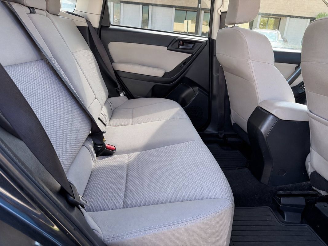 Used 2015 Subaru Forester 2.5i Premium AWD/4WD image 12