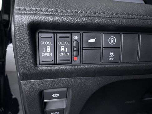 Used 2023 Honda Odyssey Sport image 24