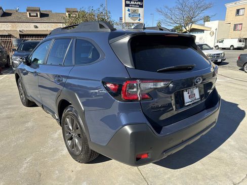 Used 2025 Subaru Outback Onyx Edition image 6