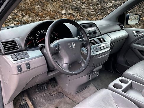 Used 2010 Honda Odyssey EX-L image 11