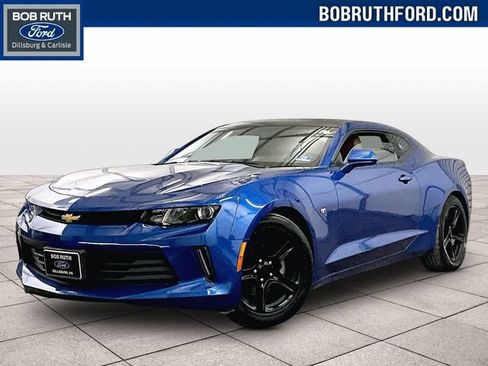 Used 2016 Chevrolet Camaro LT RWD image 1