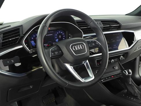 Used 2023 Audi Q3 2.0T Premium w/ Black Optic Sport Package AWD/4WD image 31