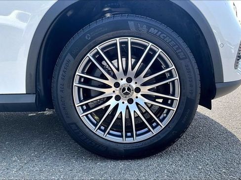 Used 2026 Mercedes-Benz GLC 300 4MATIC image 9