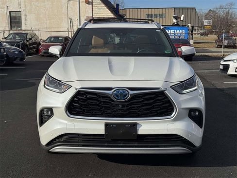 Used 2020 Toyota Highlander Limited Platinum image 26