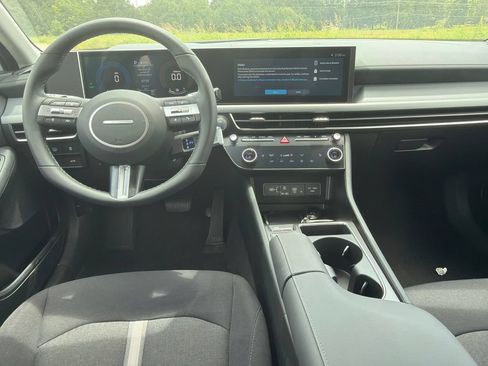 New 2026 Hyundai Sonata SEL FWD image 23