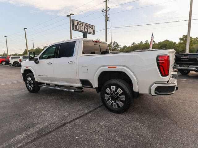 Used 2025 GMC Sierra 3500 Denali w/ Denali Reserve Package AWD/4WD image 6