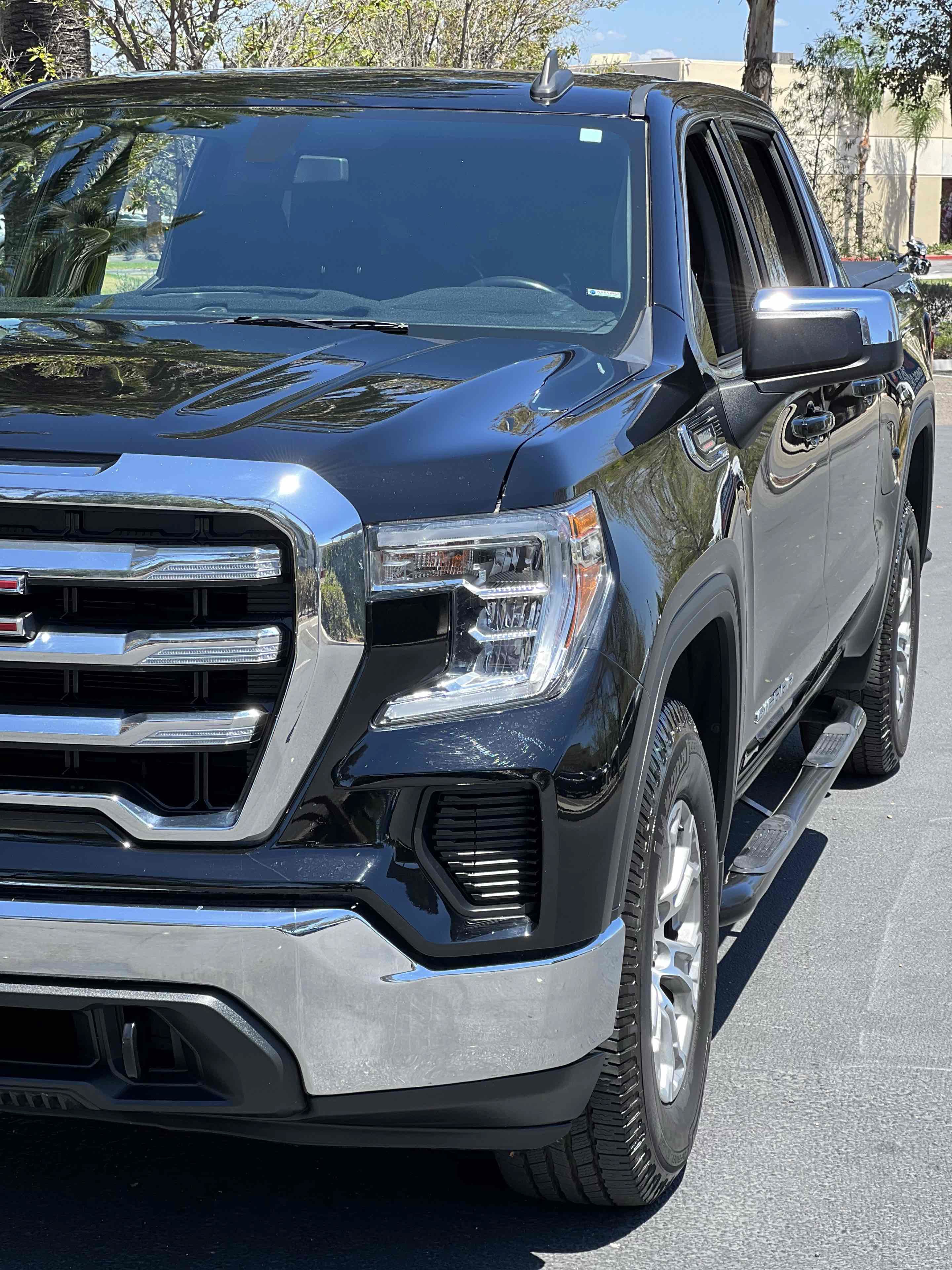 Used 2020 GMC Sierra 1500 SLE w/ SLE Value Package AWD/4WD image 56