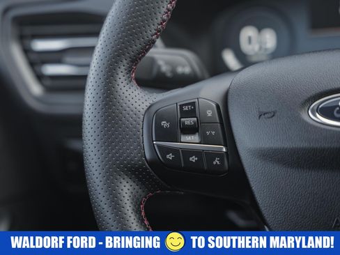 Used 2024 Ford Escape ST-Line Elite image 32