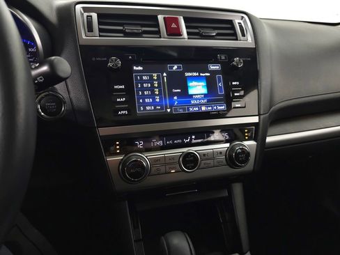 Used 2017 Subaru Outback 2.5i Limited AWD/4WD image 22