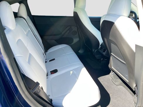 Used 2024 Tesla Model Y 2WD image 26