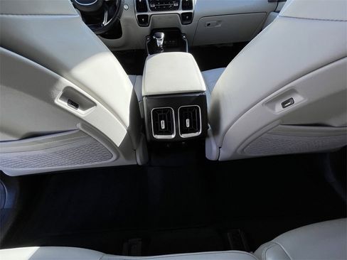 Used 2023 Kia Sorento S w/ Panoramic Sunroof Package image 22