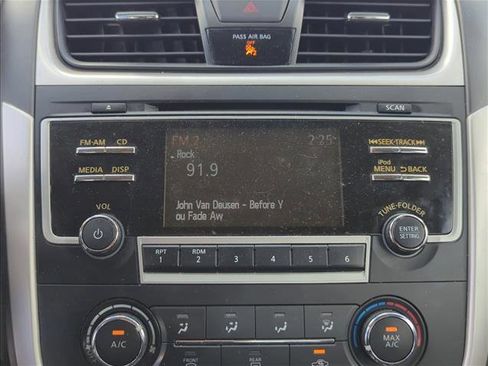 Used 2017 Nissan Altima 2.5 SR image 17