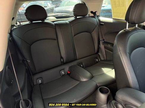 Used 2017 MINI Cooper 2-Door Hardtop FWD image 30