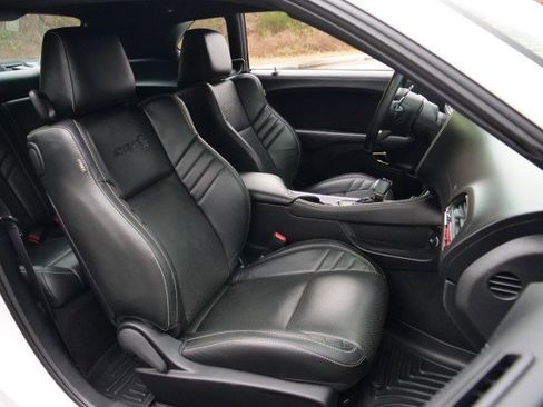 Used 2020 Dodge Challenger SRT Hellcat w/ Plus Package image 36