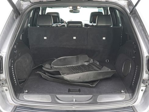 Used 2021 Jeep Grand Cherokee Trailhawk image 9